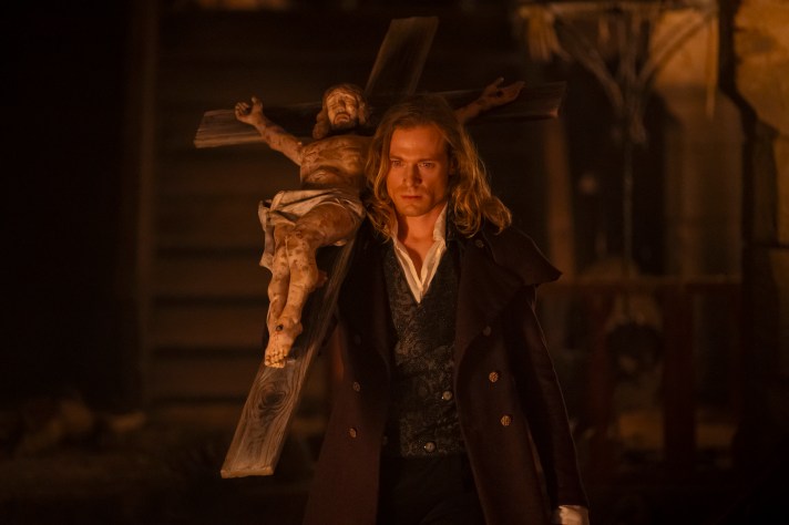 Sam Reid as Lestat De Lioncourt - Interview with the Vampire Season 2, Episode 3