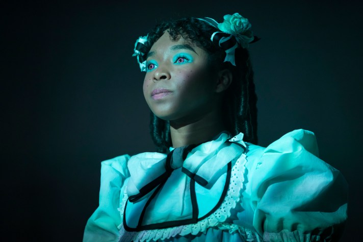 Delainey Hayles as Claudia - Interview with the Vampire Season 2, Episode 4